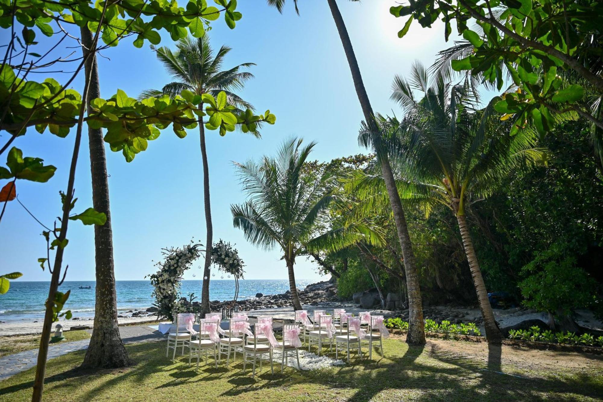 منتجع شاطئ لو ميريديان بوكيت Karon المظهر الخارجي الصورة The beach at the resort