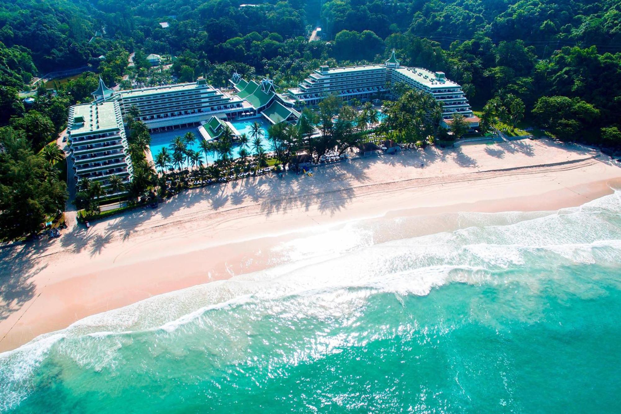 منتجع شاطئ لو ميريديان بوكيت Karon المظهر الخارجي الصورة Hilton Phuket Resort and Spa